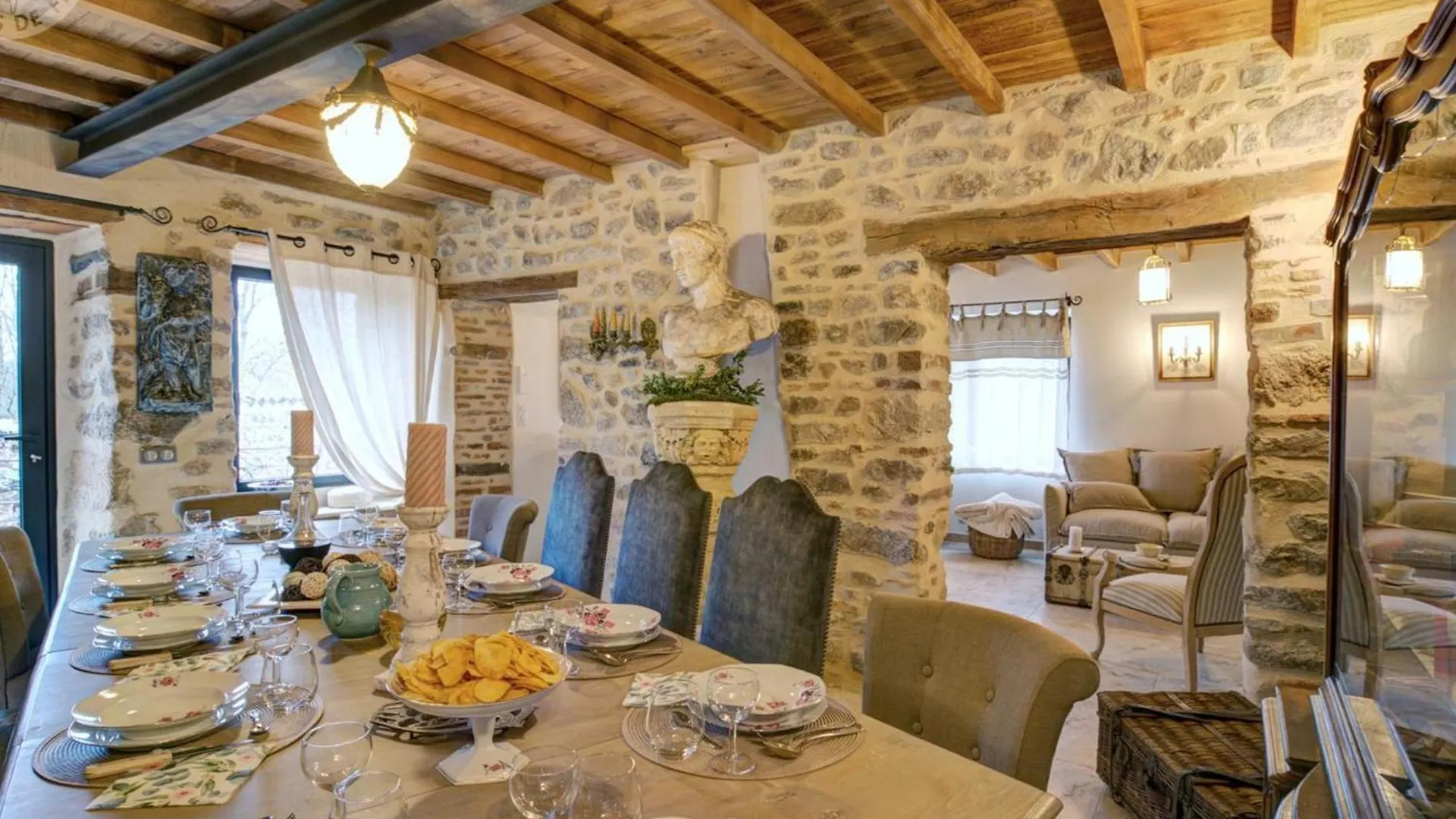 Gite De Charme Avec Piscine, Spa Et Sauna, 5 Chambres, Jardin Prive Et Equipements Modernes - Fr-1-496-311 Lure  Casa de Férias Lure (Loire)